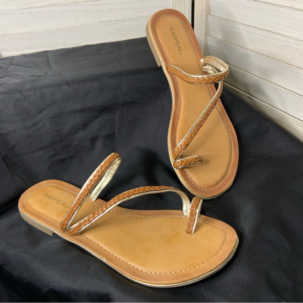 Xappeal Akira Light Tan Summer Sandals Metallic Braid Strappy Rack Room Sz 9
